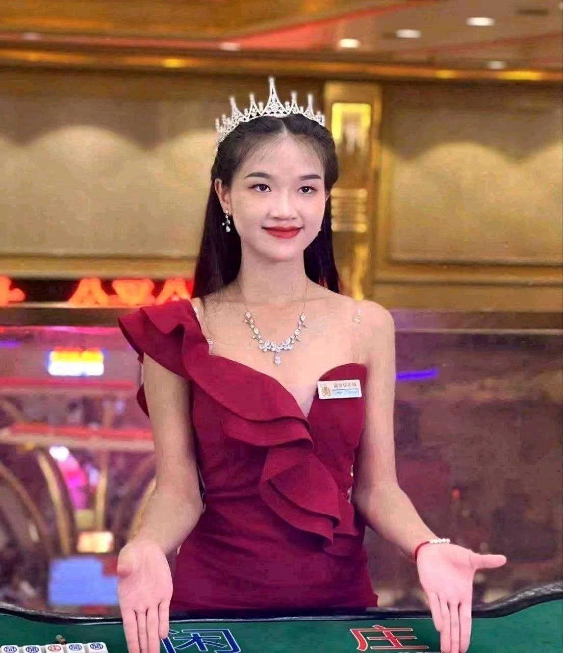 腾龙集团迎宾团队 热情接待宾至如归